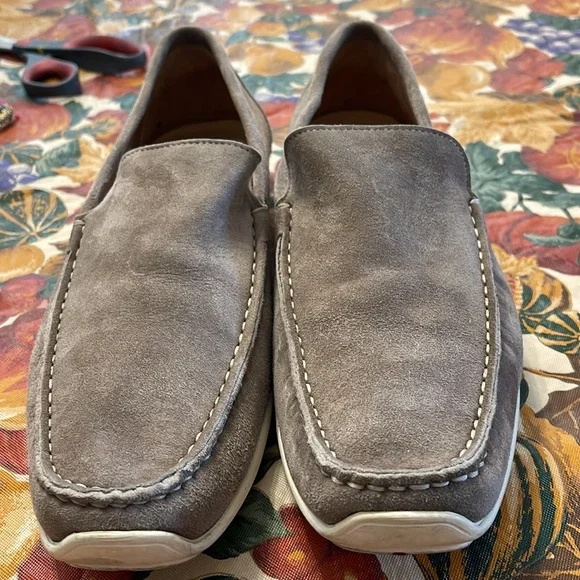 TAYRN ROSE MEN's TAN LOAFERS